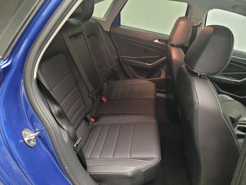 Used 2024 Volkswagen Jetta SE w/ Panoramic Sunroof Package image 19