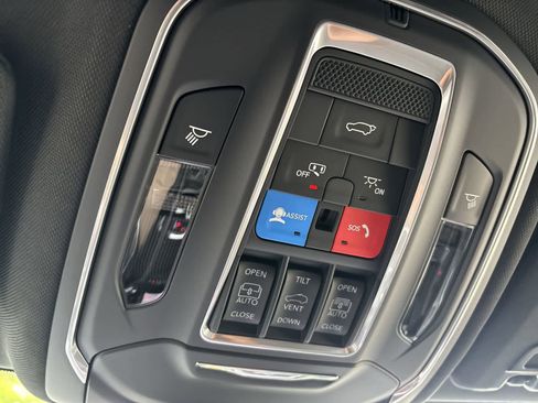 New 2026 Jeep Grand Cherokee L Limited AWD/4WD image 28