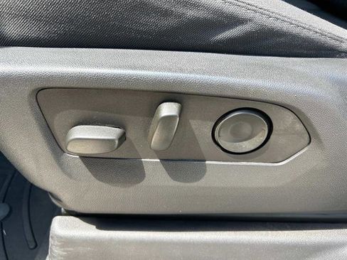 Certified 2024 Chevrolet Silverado 2500 Custom w/ Custom Value Package image 28