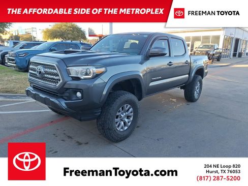 Used 2016 Toyota Tacoma TRD Sport w/ Towing Package image 1