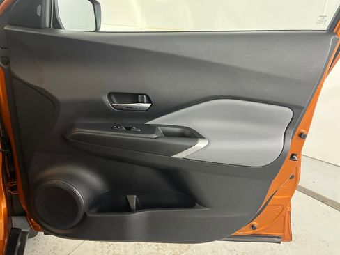 Used 2023 Nissan Kicks SR w/ SR Premium Package image 29