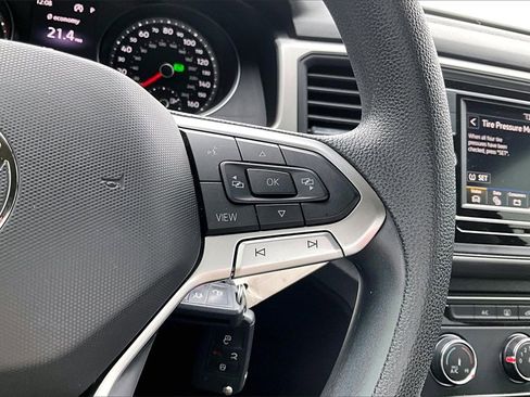 Used 2021 Volkswagen Atlas S image 16