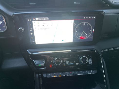 Used 2023 GMC Sierra 1500 AT4X image 15