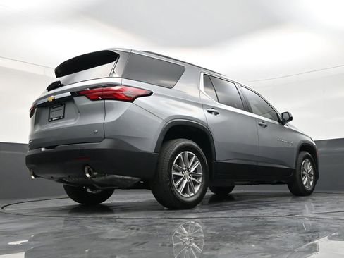 Used 2024 Chevrolet Traverse LT image 24