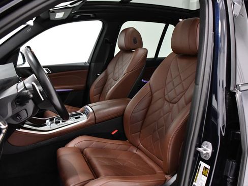 Used 2024 BMW X5 xDrive40i w/ M Sport Package image 19