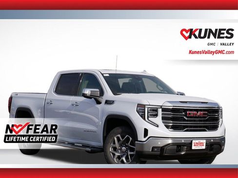 New 2026 GMC Sierra 1500 SLT w/ SLT Premium Plus Package AWD/4WD image 1