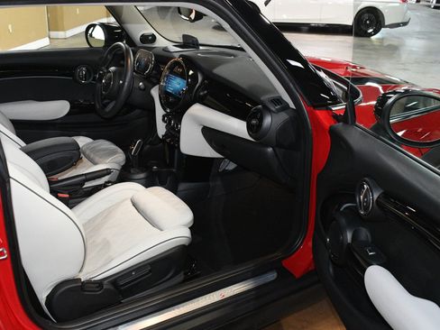 Used 2023 MINI Cooper S FWD image 46