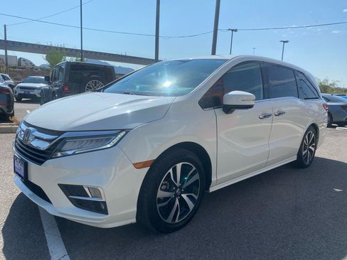 Used 2018 Honda Odyssey Elite image 10