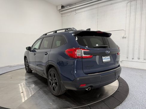 Used 2025 Subaru Ascent Onyx Edition image 5