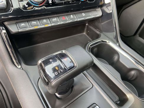 Certified 2024 GMC Sierra 1500 AT4 w/ Technology Package image 17