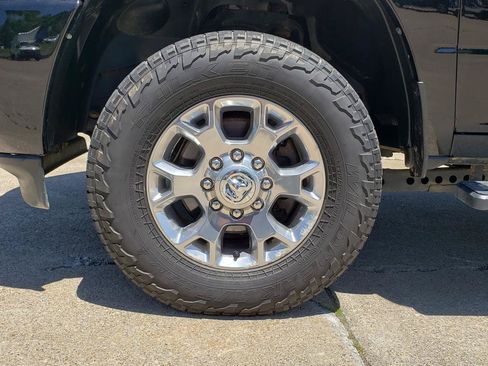 Used 2023 RAM 2500 Laramie AWD/4WD image 9