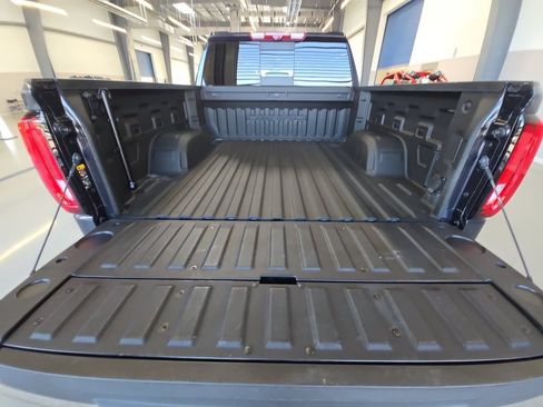 Used 2023 GMC Sierra 1500 Denali Ultimate AWD/4WD image 23