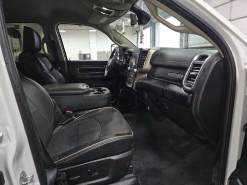 Used 2024 RAM 2500 Laramie image 9