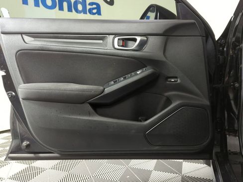 Certified 2024 Honda Civic Sport image 9