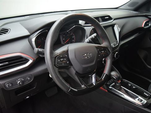 Used 2023 Chevrolet TrailBlazer RS w/ Convenience Package FWD image 15