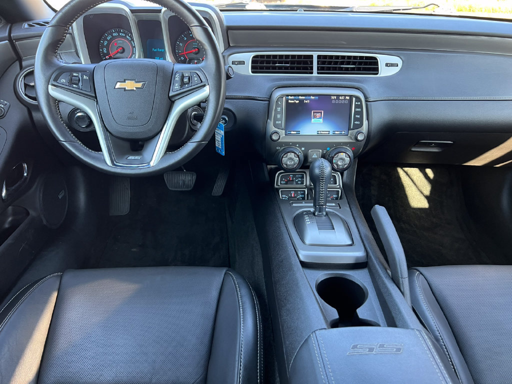 Used 2013 Chevrolet Camaro SS w/ RS Package RWD image 2
