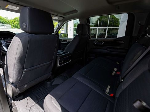 Used 2023 GMC Sierra 1500 Elevation w/ Preferred Package AWD/4WD image 27