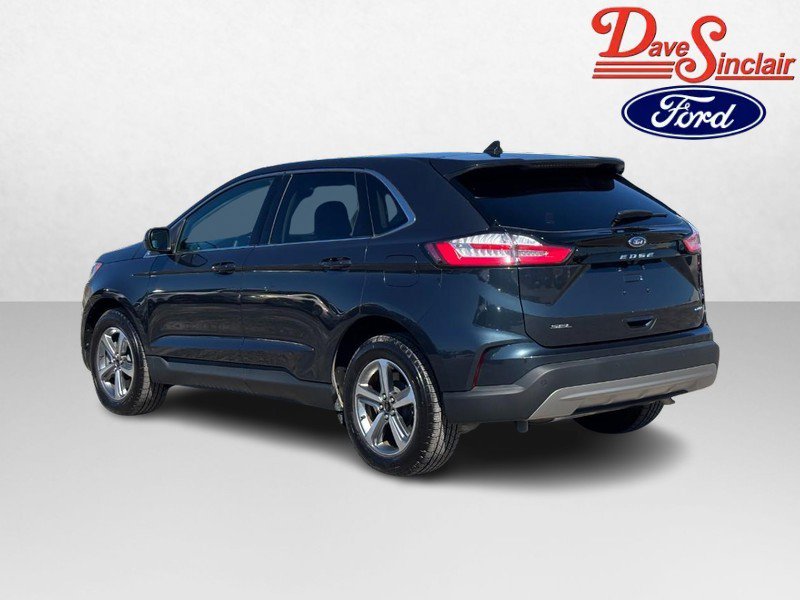 Used 2024 Ford Edge SEL w/ Convenience Package AWD/4WD image 9
