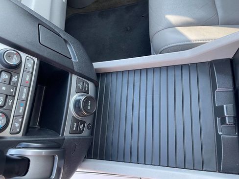 Used 2014 Honda Pilot EX-L image 17