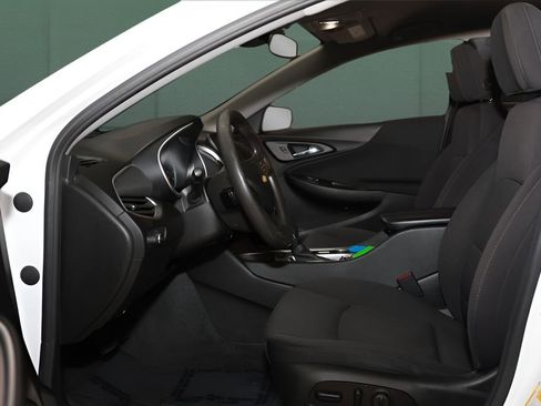 Used 2023 Chevrolet Malibu LT image 11