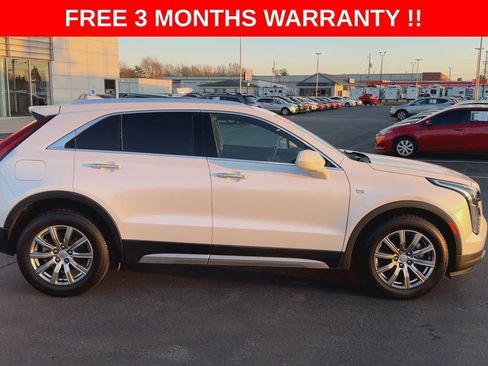 Used 2019 Cadillac XT4 Premium Luxury w/ Cold Weather Package FWD image 9