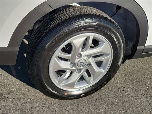 New 2026 Hyundai Venue SE image 23