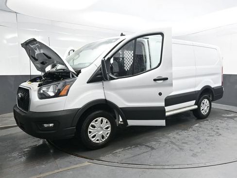 Used 2025 Ford Transit 250 Low Roof w/ Exterior Upgrade Package RWD image 48