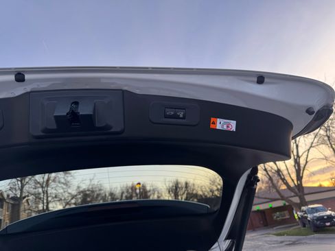 Used 2025 Lexus NX 350h AWD w/ Premium Package image 15