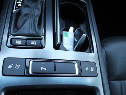 Used 2017 Genesis G80 3.8 w/ Option Group 02 image 19