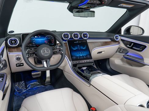 New 2026 Mercedes-Benz CLE 300 4MATIC Cabriolet image 17