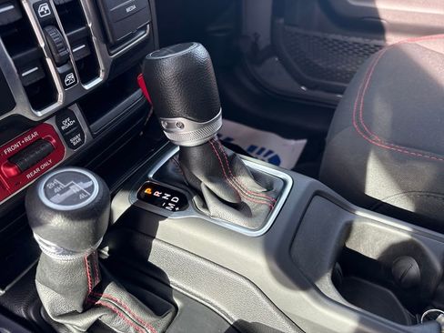 Certified 2023 Jeep Gladiator Rubicon w/ LED Lighting Group image 26