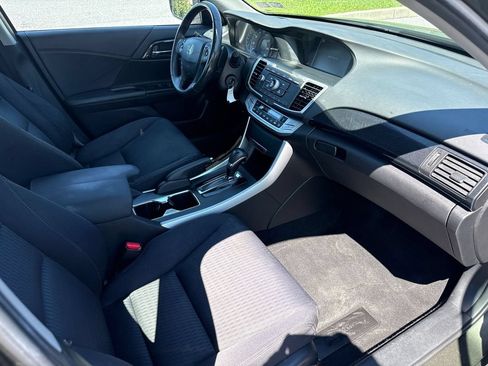 Used 2013 Honda Accord Sport image 13
