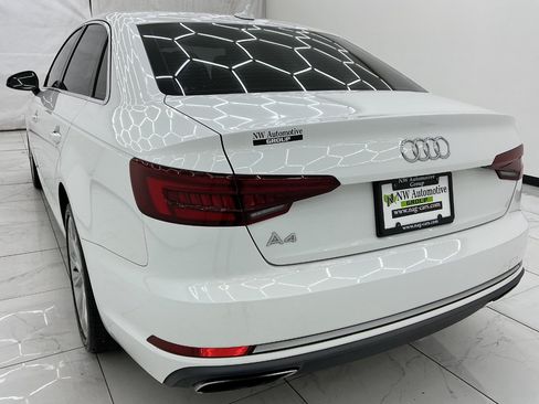Used 2019 Audi A4 2.0T Premium w/ Convenience Package FWD image 9