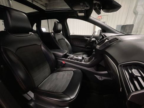 Used 2020 Ford Edge ST-Line image 28