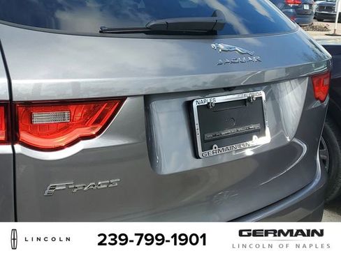 Used 2020 Jaguar F-PACE R-Sport AWD/4WD image 15