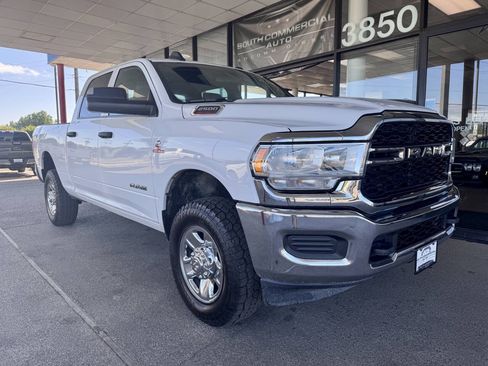 Used 2021 RAM 2500 Tradesman w/ Chrome Appearance Group AWD/4WD image 3