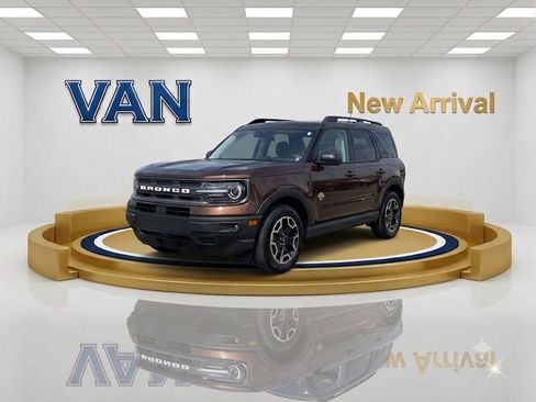 Used 2021 Ford Bronco Sport Outer Banks AWD/4WD image 1