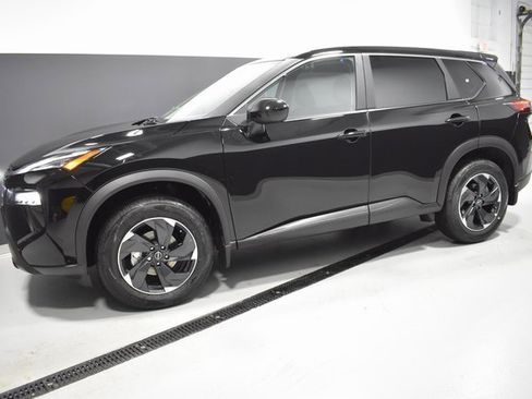 New 2026 Nissan Rogue SV w/ Cold Weather Package image 2