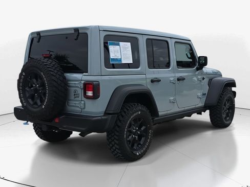 Used 2023 Jeep Wrangler Unlimited w/ Sun & Screen Package image 5