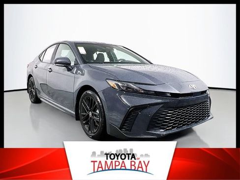 New 2025 Toyota Camry SE FWD image 1