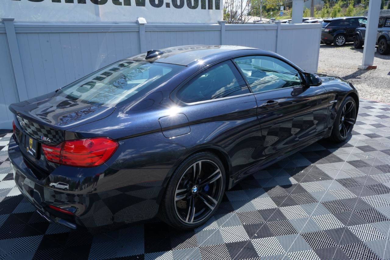 Used 2016 BMW M4 Coupe w/ Executive Package RWD image 5