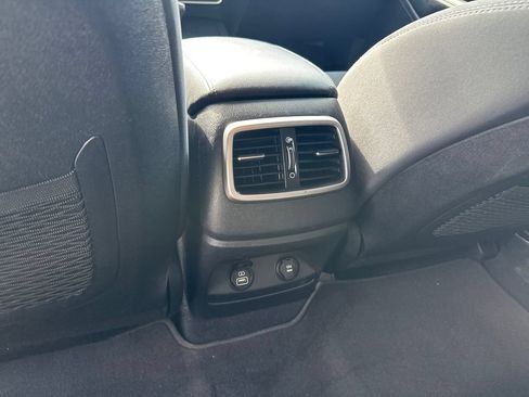 Used 2020 Kia Sorento S AWD/4WD image 31