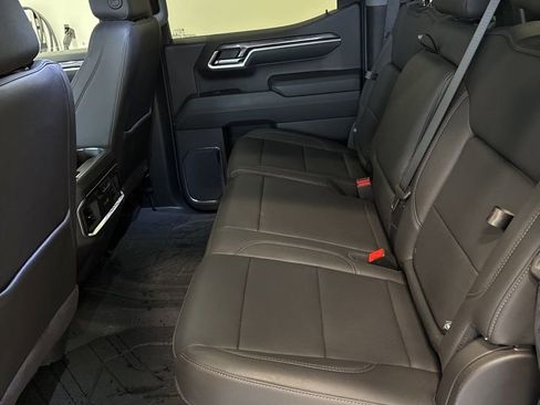 Used 2024 Chevrolet Silverado 1500 LTZ w/ LTZ Premium Package AWD/4WD image 10