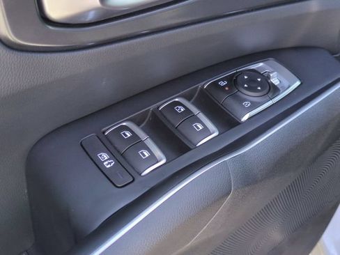 Used 2024 Kia Sorento S w/ Panoramic Sunroof Package FWD image 13