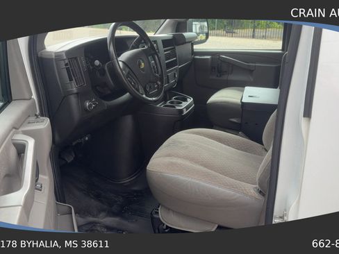 Used 2020 Chevrolet Express 2500 w/ Driver Convenience Package RWD image 14