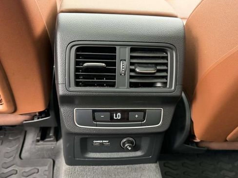 Used 2021 Audi Q5 2.0T Premium w/ Convenience Package AWD/4WD image 20