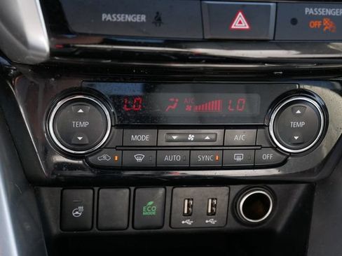 Used 2024 Mitsubishi Eclipse Cross SEL AWD/4WD image 21