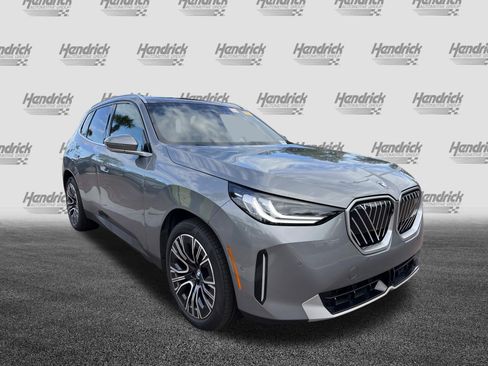 Certified 2025 BMW X3 xDrive30i AWD/4WD image 2