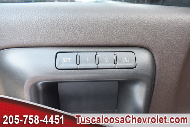 Used 2016 GMC Sierra 1500 Denali w/ Enhanced Driver Alert Package AWD/4WD image 20