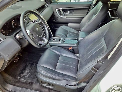 Used 2017 Land Rover Discovery Sport HSE AWD/4WD image 15